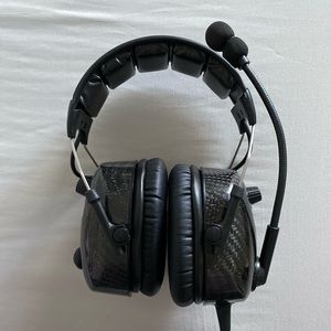Aviation headset